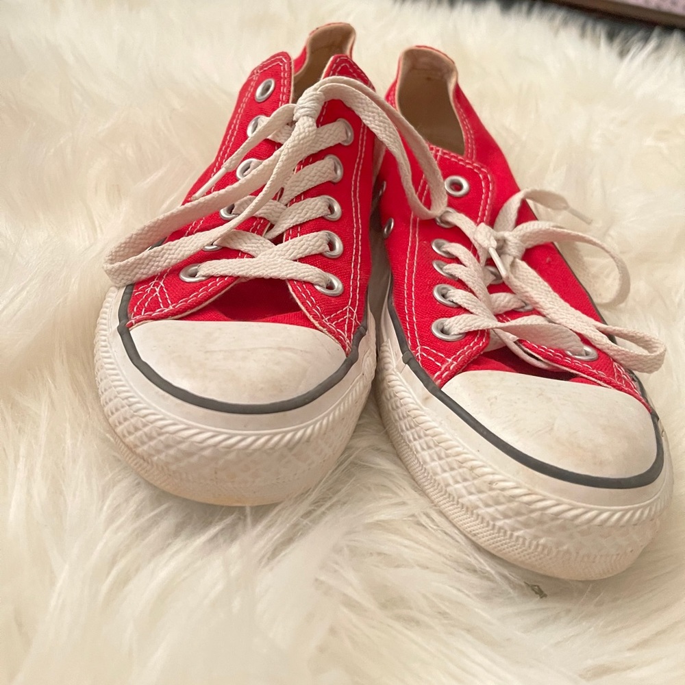 Converse ⚡️ Red - Picture 2 of 6